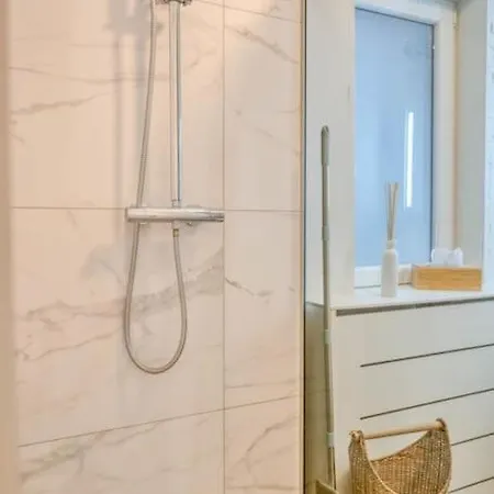 Апартаменты Charming 1-bedroom Haven: Your Cozy Retreat Кнокке-Хейст